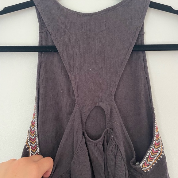 Coco+ Jamieson Womens Small Gray Bohemian  Style Embroidered Detailed Top - Picture 6 of 6